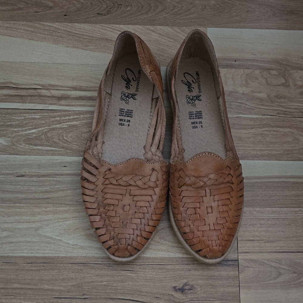 Aretesanias Ceja Women's Leather Huaraches Size 9